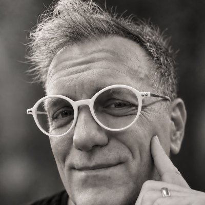 Portrait of Steven Ochs